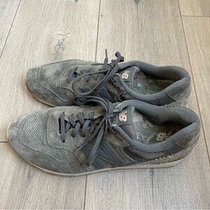 New Balance 696 Classic Suede Grey sneakers tennis shoes size 9.5